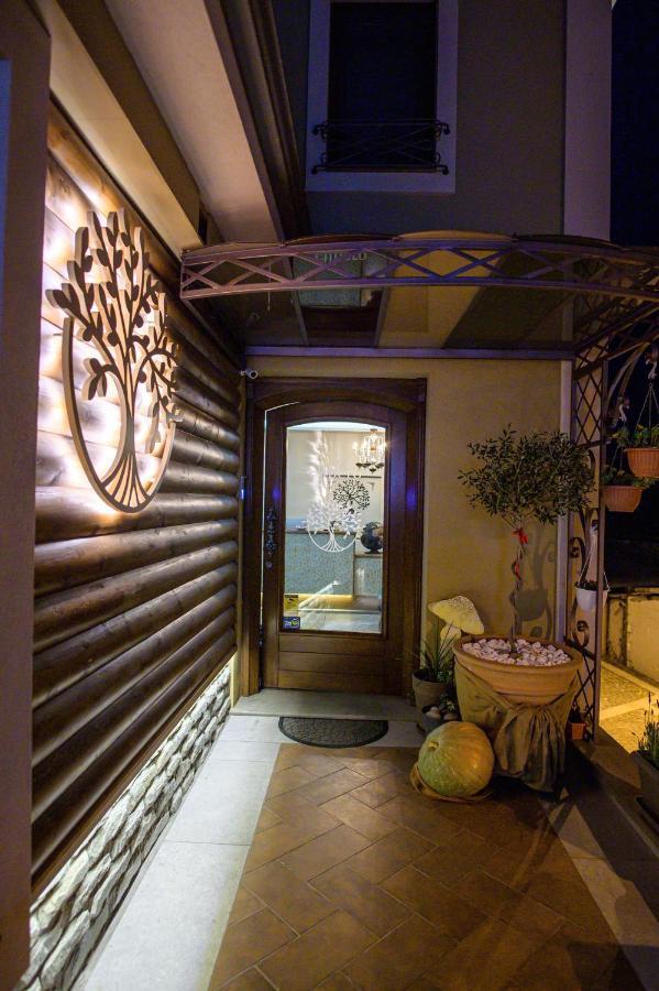 Albero Hotel Perama  المظهر الخارجي الصورة
