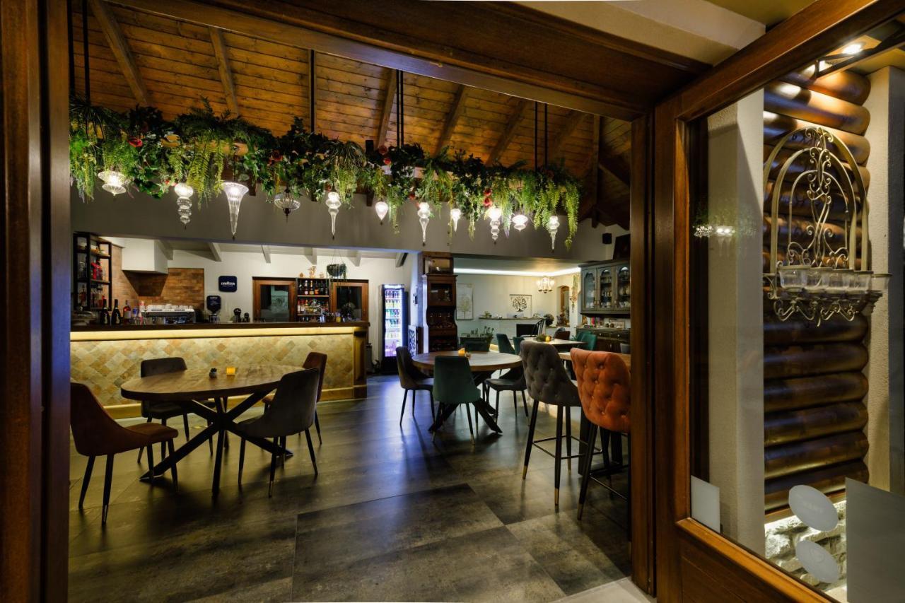 Albero Hotel Perama  المظهر الخارجي الصورة