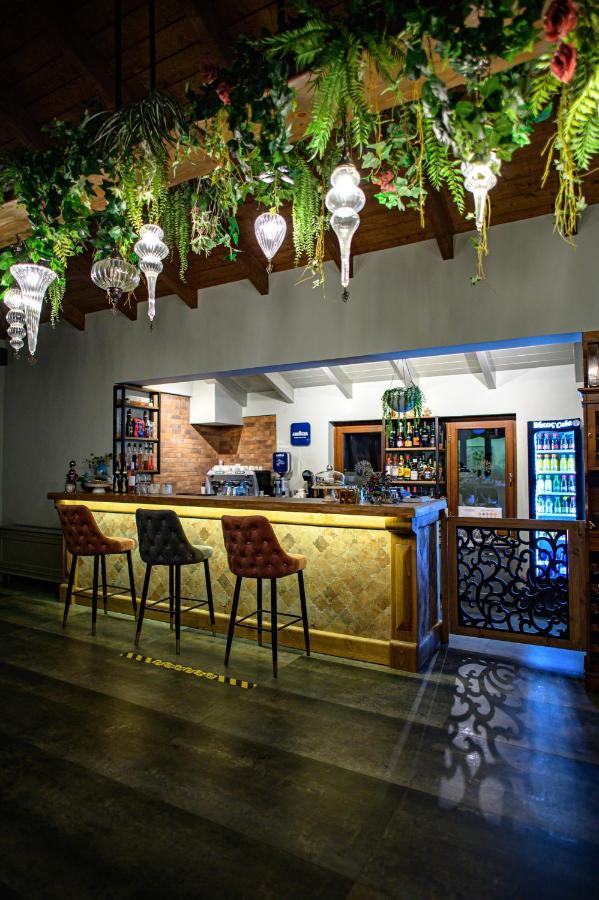 Albero Hotel Perama  المظهر الخارجي الصورة