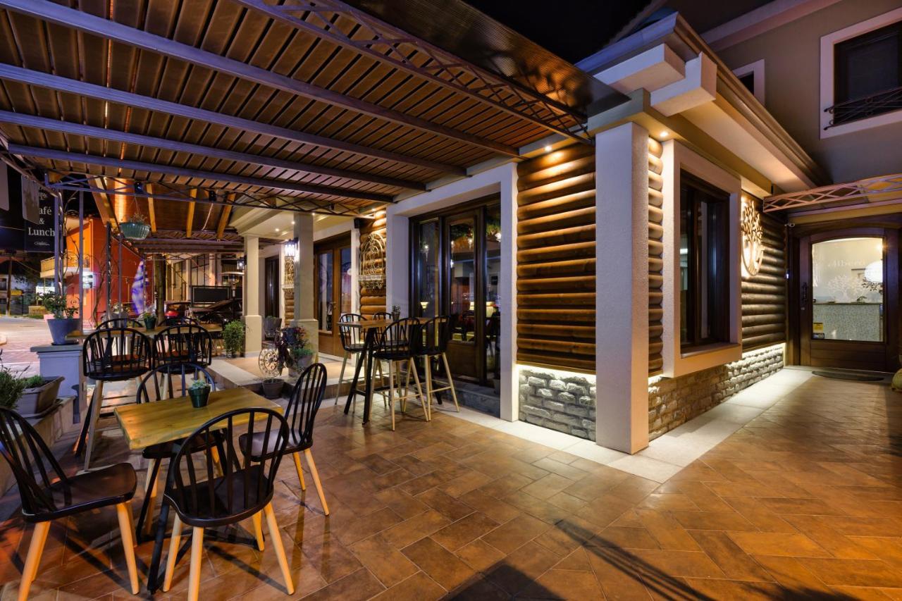 Albero Hotel Perama  المظهر الخارجي الصورة